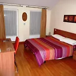 La Morada بيت ضيافة 2*