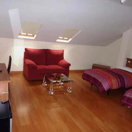 La Morada 2* La Cistérniga