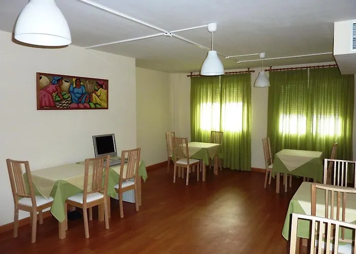 拉莫拉达旅馆 2* 拉·希斯特尼加